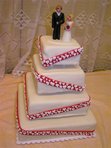 moderne Hochzeitstorten, ausgefallene Geburtstagstorten, Tauftorten, Kindergeburtstagstorten, Kindertorten_2
